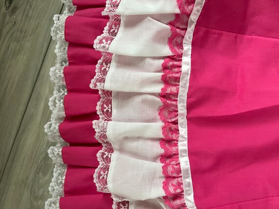 Vintage Pink Ruffles Cotton and Lace Circle Squar… - image 3