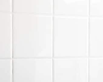 WHITE TILE  (4 1/4 x 4 1/4 inches) Shiny Glossy -(Coaster tile ,Mosaics, Painting Projects, repair and more.)