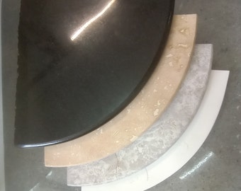 Marmor Eckregal-Dusche Seifenschale - 20 cm Naturstein Badezimmer Caddy - Badewanne Wand Shampoo Halter (Schwarz-Weiß-Beige) - Carrara Weiß Marmor