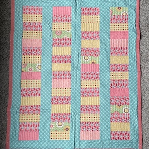 Handmade Colorful Baby Crib Quilt: Modern Cotton Blanket