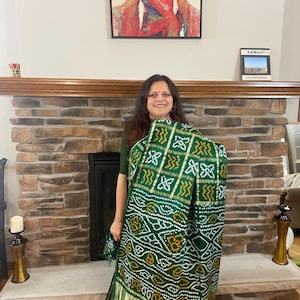 Pure Gaji Silk Gharchola Bandhani Saree