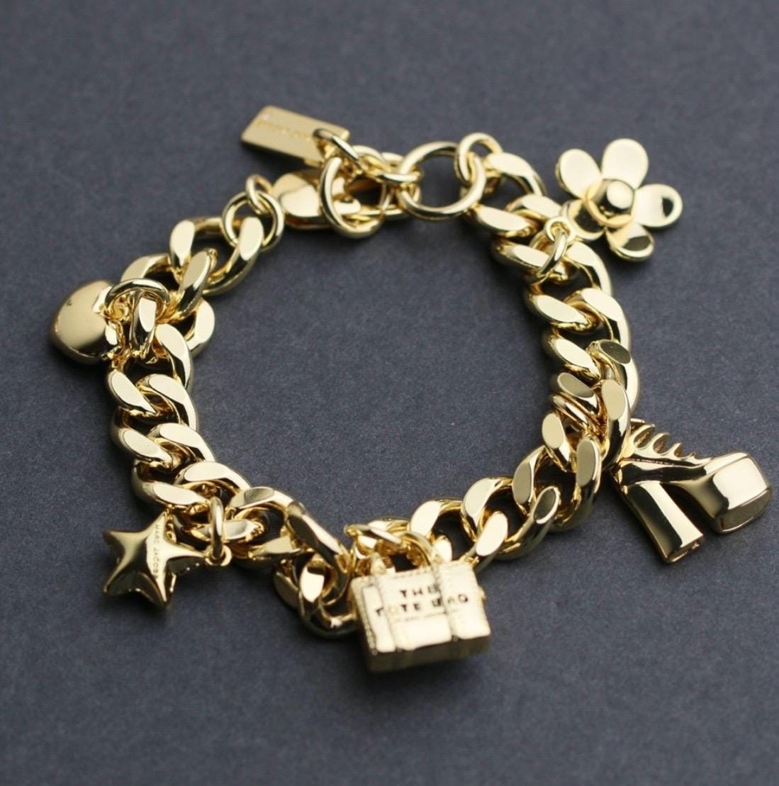 【美品】マークジェイコブス　ミニアイコンチャームブレスレット　ラインストーン MINI ICON CHARM BRACELET | マーク ジェイコブス | 公式サイト