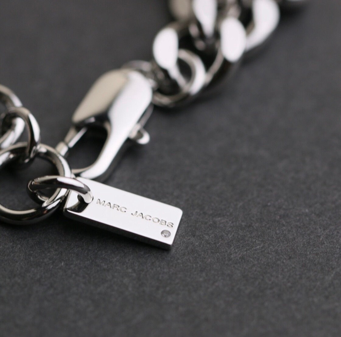 ネックレス・ペンダント Mini Icon Charm Necklace - Marc Jacobs - l - Marc Jacobs Mini Icon Charm Necklace | Nordstrom