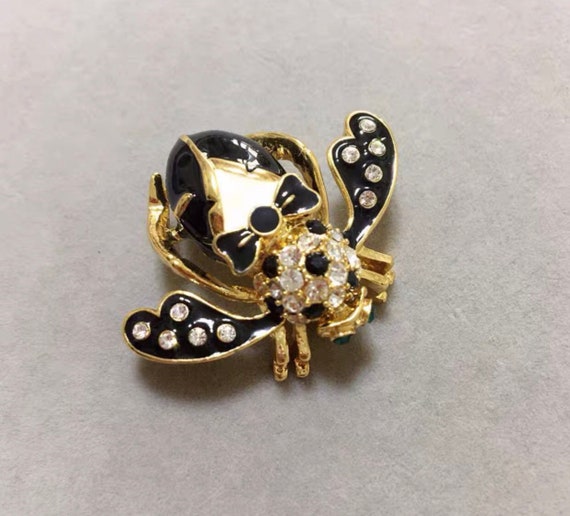 Joan Rivers Tuxedo Bee Pin - image 3