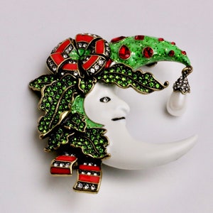 Heidi Daus 3-Dimenial Magical Christmas Moon Fab Crystal Brooch