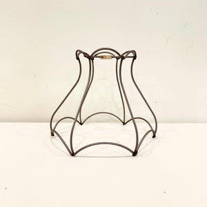 Viktoriansk liten lampskärm Trådram för bordslampa - Lady