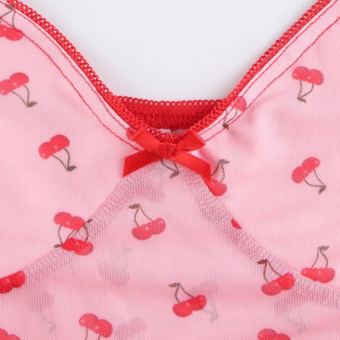 pink y2k crop top