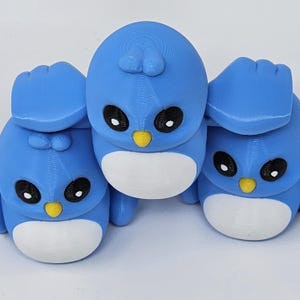 Articulated Bird Fidget  – 3D Printed Sensory Toy for Stress Relief, Cute Flexible Bird Gift for Kids & Adults