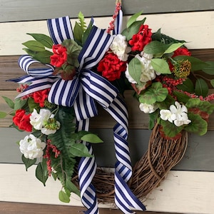 Patriotic wreath, spring wreath, summer wreath, geranium wreath, Independence Day wreath, Americana wreath, USA wreath, Labor Day wreath