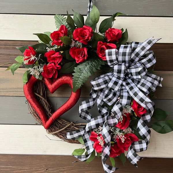 Valentine wreath, farmhouse Valentine wreath, Valentine’s Day wreath, red roses Valentine farmhouse wreath, rustic Valentine’s Day wreath