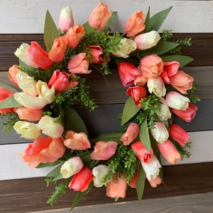 Tulip wreath, spring tulip wreath, summer wreath, Easter wreath, Easter tulip wreath, spring wreath, farmhouse wreath, front door wreath