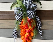 Carrot swag, carrot wreath, Easter carrot wreath, tulip carrot door hanger, carrot tulip swag, spring carrot, Easter wreath, carrot decor