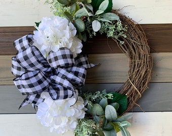 White hydrangea wreath, white hydrangea farmhouse wreath, everyday wreath, hydrangea wreath, spring wreath, summer wreath