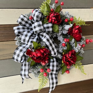 Christmas wreath, Buffalo plaid rustic Christmas wreath, Christmas rustic wreath, winter wreath, farmhouse Christmas wreath, flocked wreath