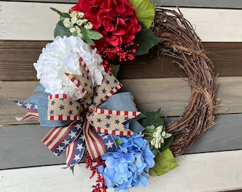 Patriotic wreath, rustic Americana wreath, July fourth wreath, America farmhouse wreath, hydrangea wreath, patriotic