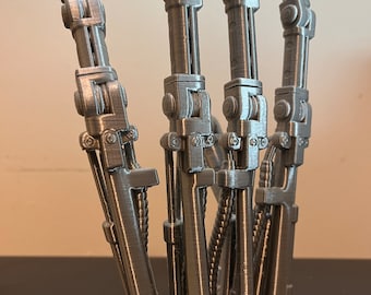 T800 Hand Display 1:1 scale