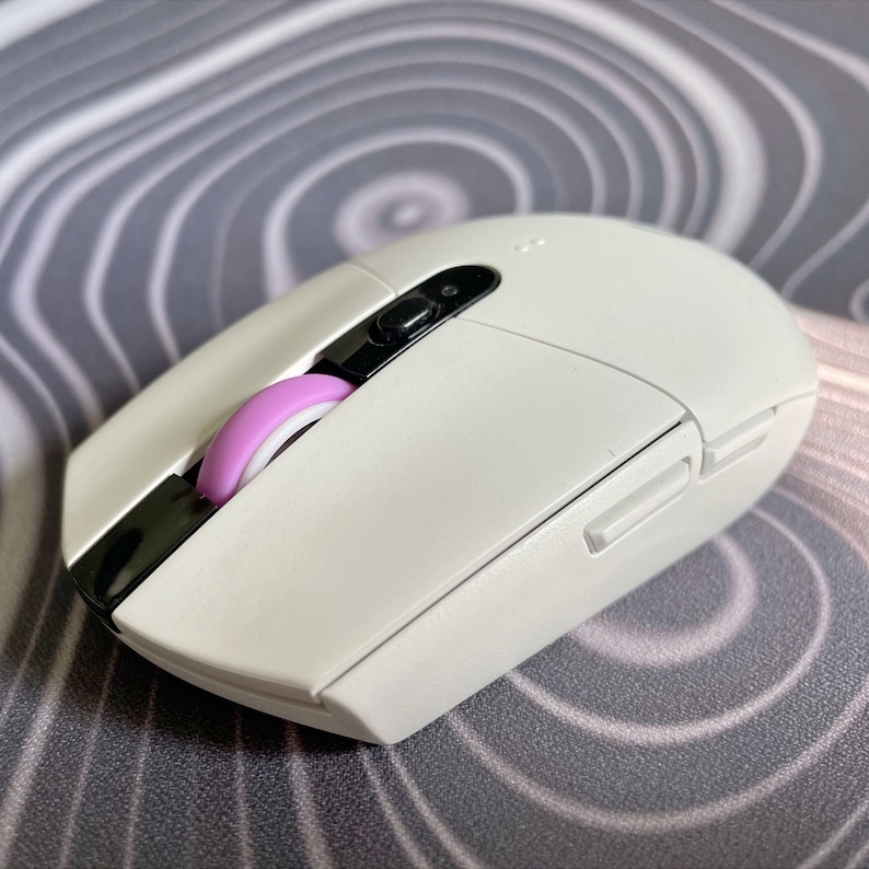 Скролл мыши. Как настроить прокрутку колесика мыши на клавиатуре. Logitech g502 lightspeed. Мышка с колёсиком горизонтальной прокруьки. Скролл на мышке.