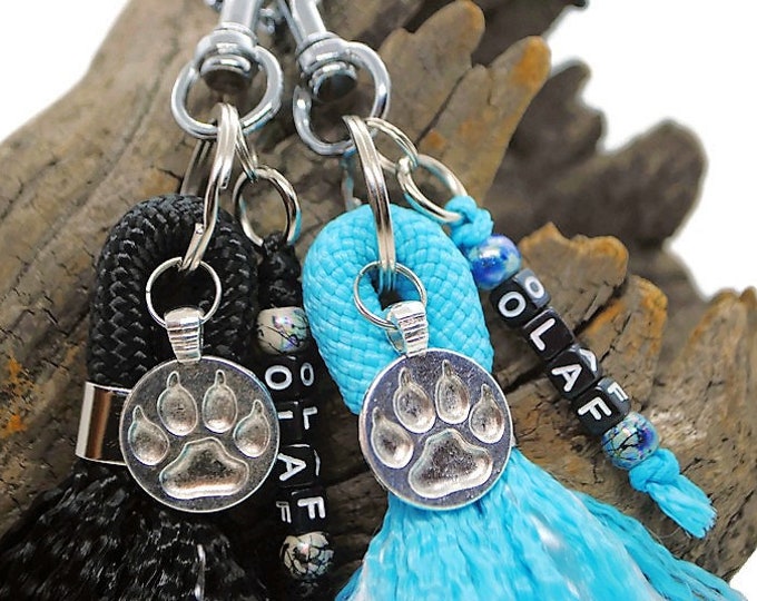 Paracord keychain