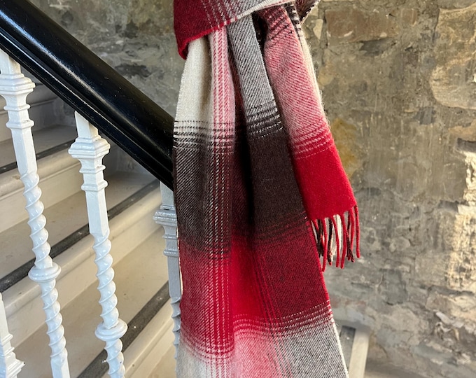 Wool Scarf LambswoolScarf ,Tartan Check, Super Soft, Made in Scotland, Unisex, Stylish, Fashionable, Warm Autumn Scarf, 100% Lambswool, warm