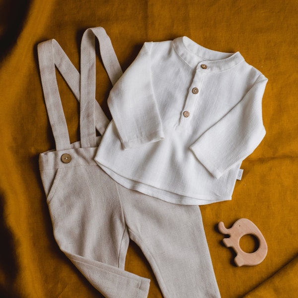 Ensemble en lin pour bébé garçon, Costume en lin pour tout-petit, Short en lin naturel, Tenue de baptême en lin, Costume en lin pour garçon, Vêtements pour bébé en lin, Bénédiction, position debout