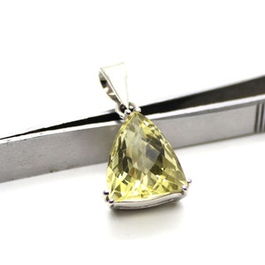 Nathis Simple and Delicate Necklace Tear-Drop Shaped Pendant of Lemon Topaz Gemstone Nathis Simple and Delicate Necklace Tear-Drop Shaped Pendant of Lemon Topaz Gemstone