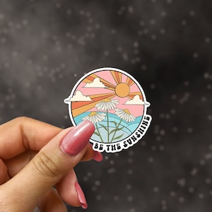 Adesivo inspirado em Be the Sunshine Boho para laptop, decalque estético retrô para garrafa de água, enchimento de meia para estudante universitário, inspirado nos anos 70