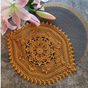 Wzór z samouczkiem fotograficznym na szydełkową serwetkę Lily Oval. Wzór na szydełkową serwetkę w formacie PDF. Samouczek krok po kroku. Pobierz plik PDF w wersji cyfrowej.