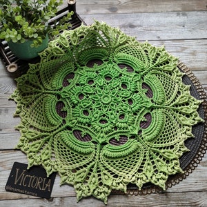 Pattern with photo tutorial for crochet doily Victoria. PDF crochet doily pattern. Step by step crochet tutorial. PDF digital download