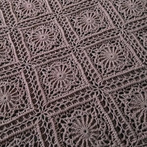 Manta de crochet con motivos «Arabescos». Patrón de crochet "Cuadrado de la Abuela". Patrón de crochet + Tutorial fotográfico. Tutorial de crochet paso a paso en PDF.