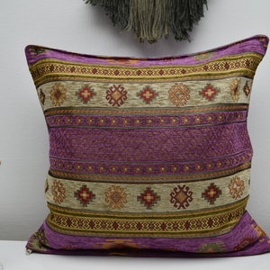 boho decor pillow cover 20 inch x 20 inch decorative throw pillow cover home decor pillow covers kilim design pillow magenta color pillows