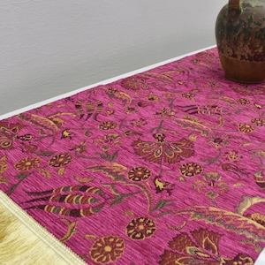 lovely pink color antique carnation design table runner home decor table runner soft chenille fabric 17 inch x 55 inch rustic table runner