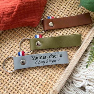 Personalized leather key ring for Mom - Mother&#39;s Day key ring - Personalized gift idea for Mom - Customizable jewelry - Mom gift
