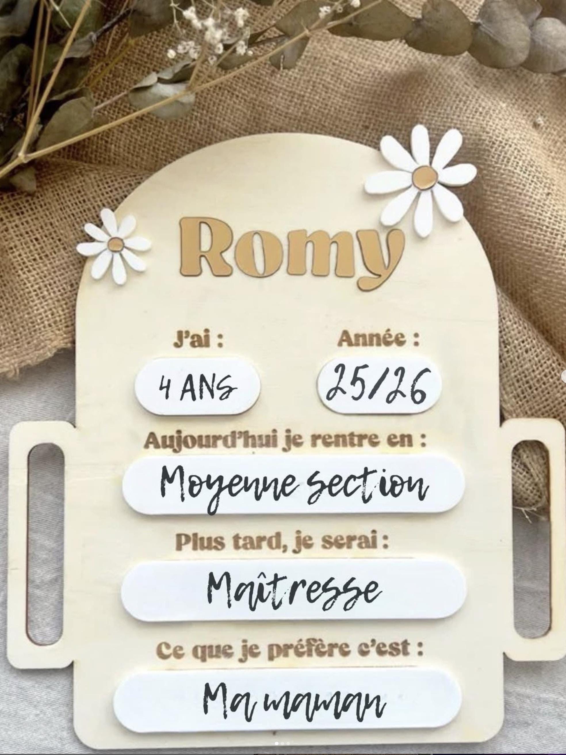 Personalized back to school sign / flowers / daisies / back to school / back to school / personalized back to school gift