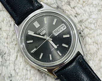Vintage Rare Seiko 5 Automatic Grey Dial Movement No.7009-3020 Day/Date Men's Wrist Watch~ Japan Made~ Gift for him