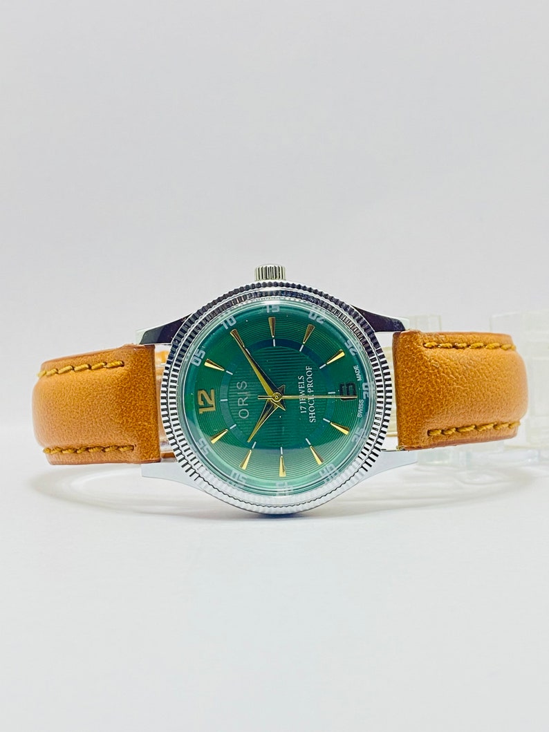 Orologio da polso da uomo svizzero raro vintage ORIS con quadrante verde e movimento meccanico a carica manuale ST-96 immagine 4