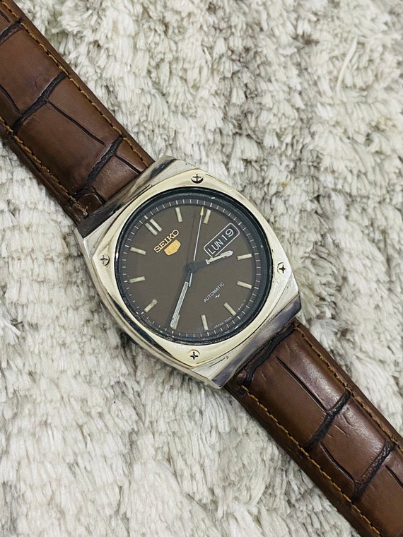 Seiko top 7009 8370