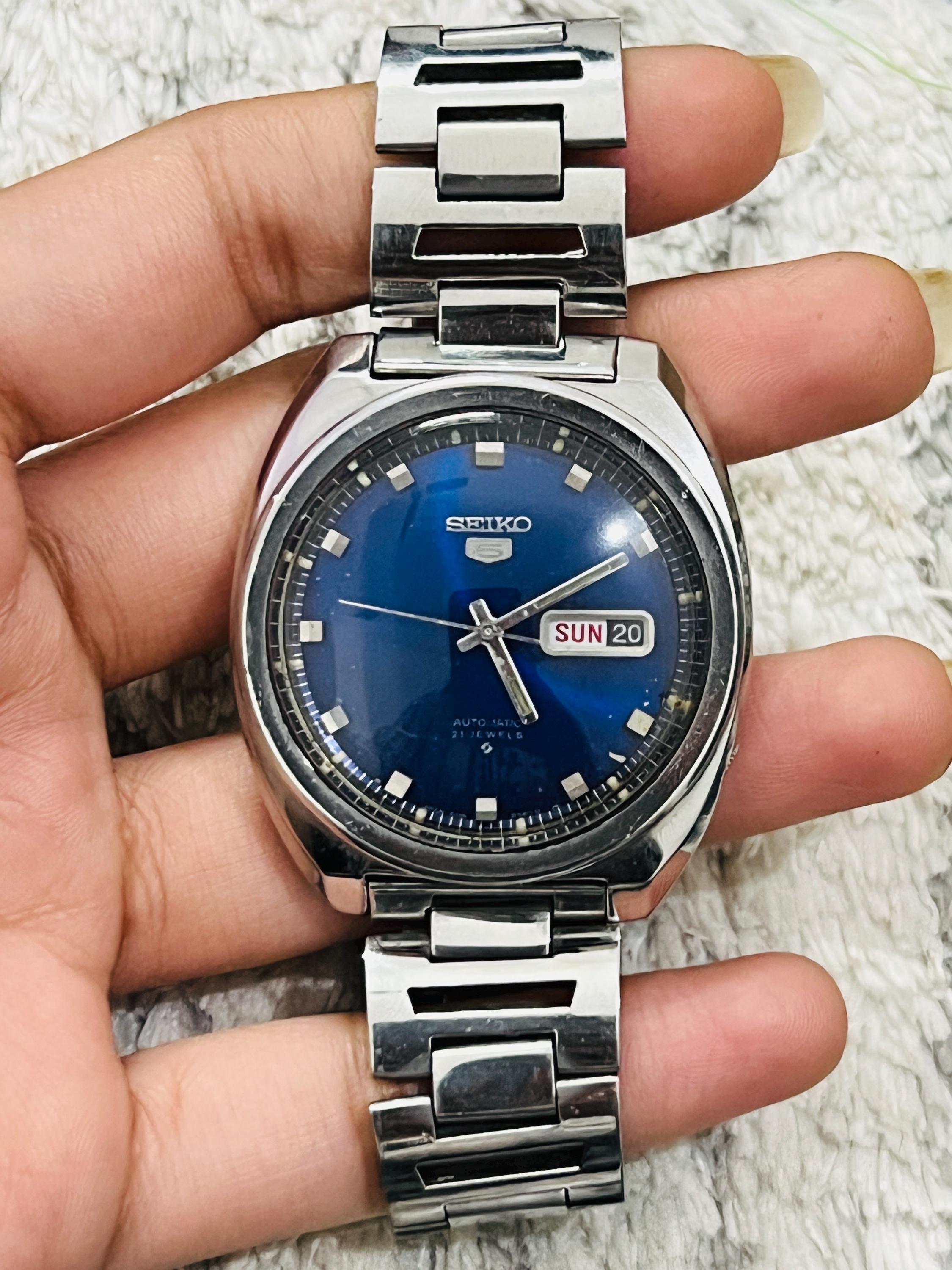 Vintage Seiko 5 Automatic Blue Dial Date/day 21jewels Movement No