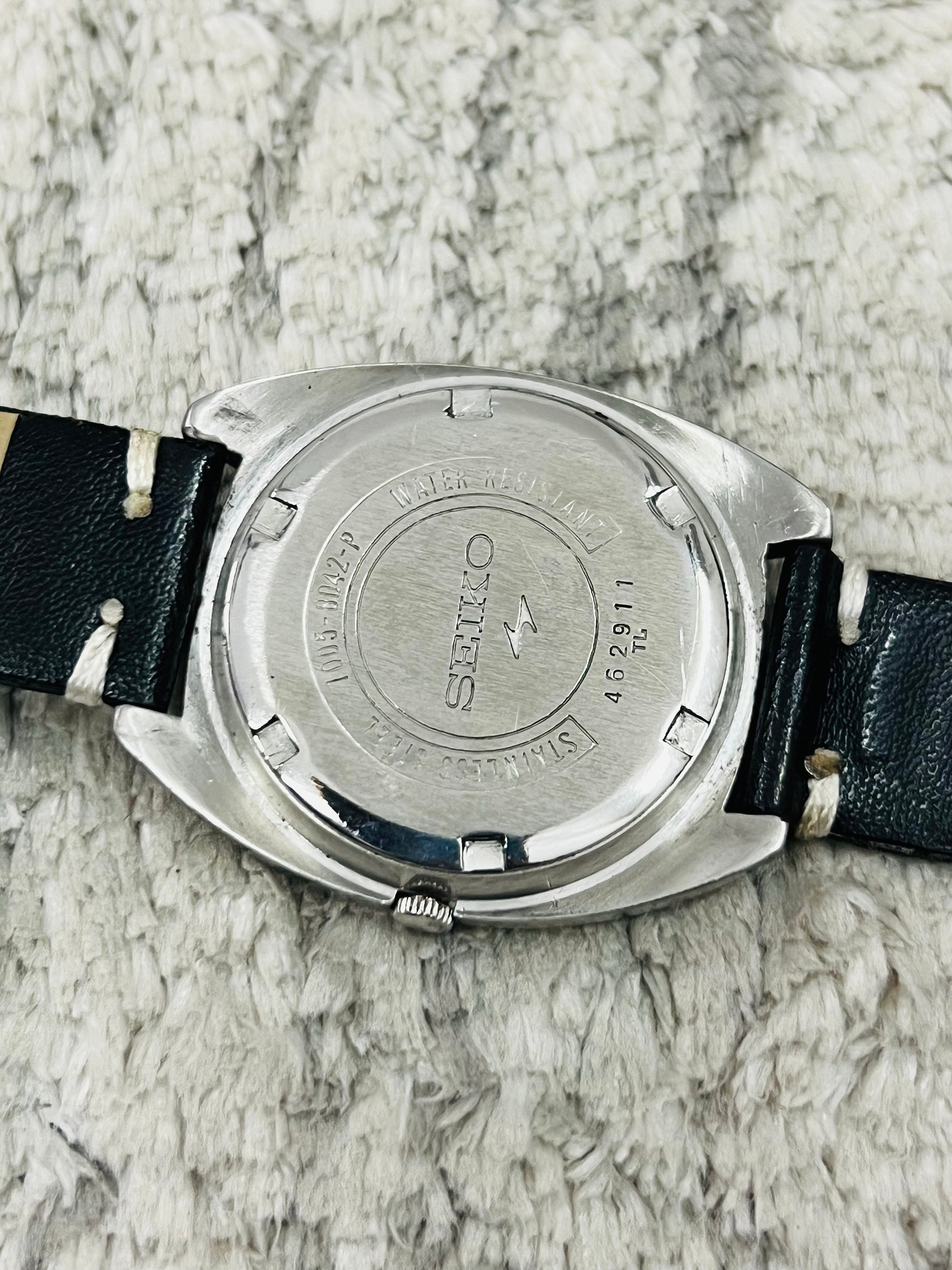 Vintage Rare Seiko Automatic Grey Dial Movement No.7005-8042 Day