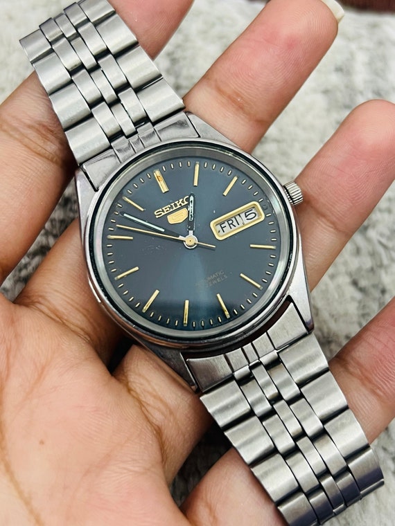 Vintage Rare Seiko 5 Automatic Blue Dial Movement No.6319-8000 Day 