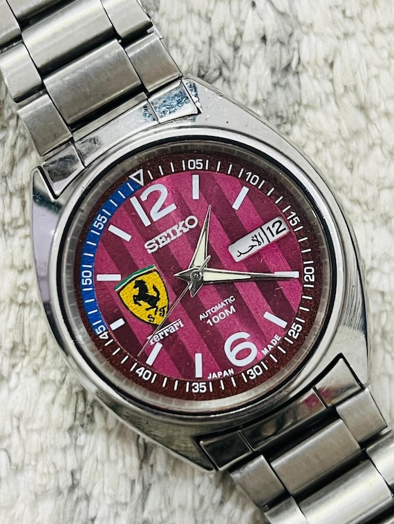 Vintage Seiko 5 Automatic Purple Dial Day/date Men's Wrist Watch