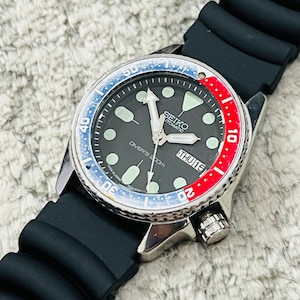 SEIKO SⅡ DF-X7000B DAY FILER 1994 Seiko 7002-7000 Automatic Diver, w/Seiko Jubilee