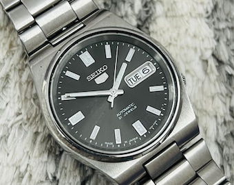ク*ー様 SEIKO 自動巻き腕時計 セイコー5 オートマチック 7S26-31 SEIKO/セイコー】 セイコー5 7S26-03B0 未使用 手巻きなし イスラム