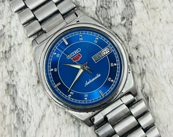 Vintage Seiko 5 Automatic Blue Dial Day/Date Men's Wrist Watch~ Japan Made~ Gift for him
