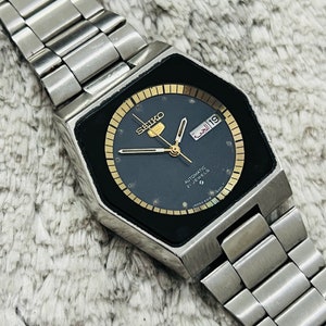 Seiko セイコー 7S26-6000 アラビア文字盤 自動巻き 腕時計 セイコー5「7S26-6000」のレビュー!着用感やデザイン、機械など