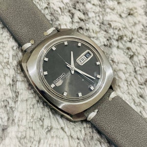 Vintage Seiko 5 Mechanical Automatic Black Dial 21Jewels Movement No.6119-7080 Day/Date Men&#39;s Wrist Watch