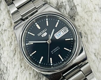 ヴィンテージSEIKO5 自動巻き時計 21ジュエル Vintage Seiko 5 Automatic 21 Jewel Movement No.7S26-02M0 Day