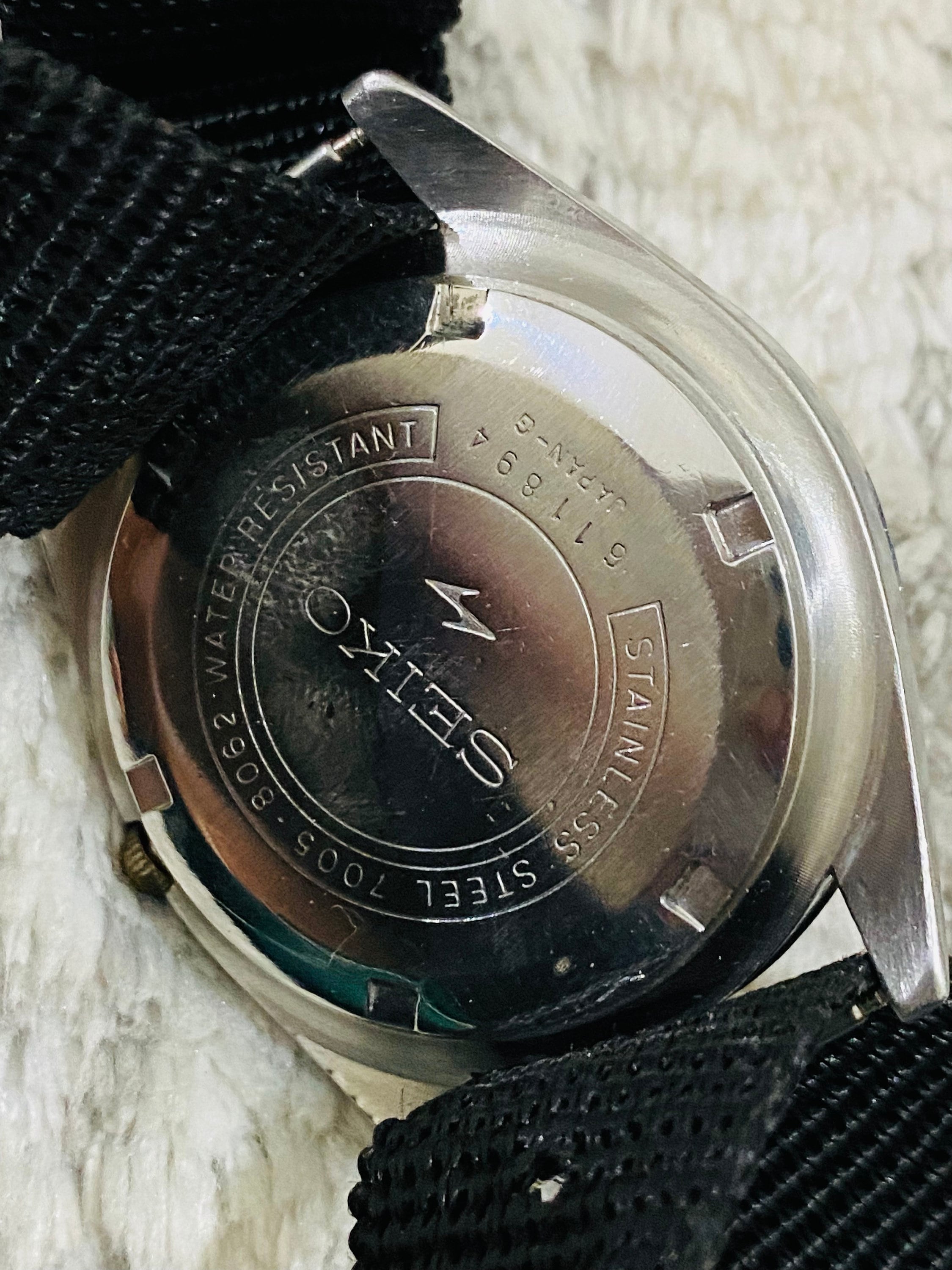No 80 Seiko 手巻き時計 ダイヤショック 23 jewels Vintage Seiko Automatic 17 Jewel Movement No 7005-8062 Men's
