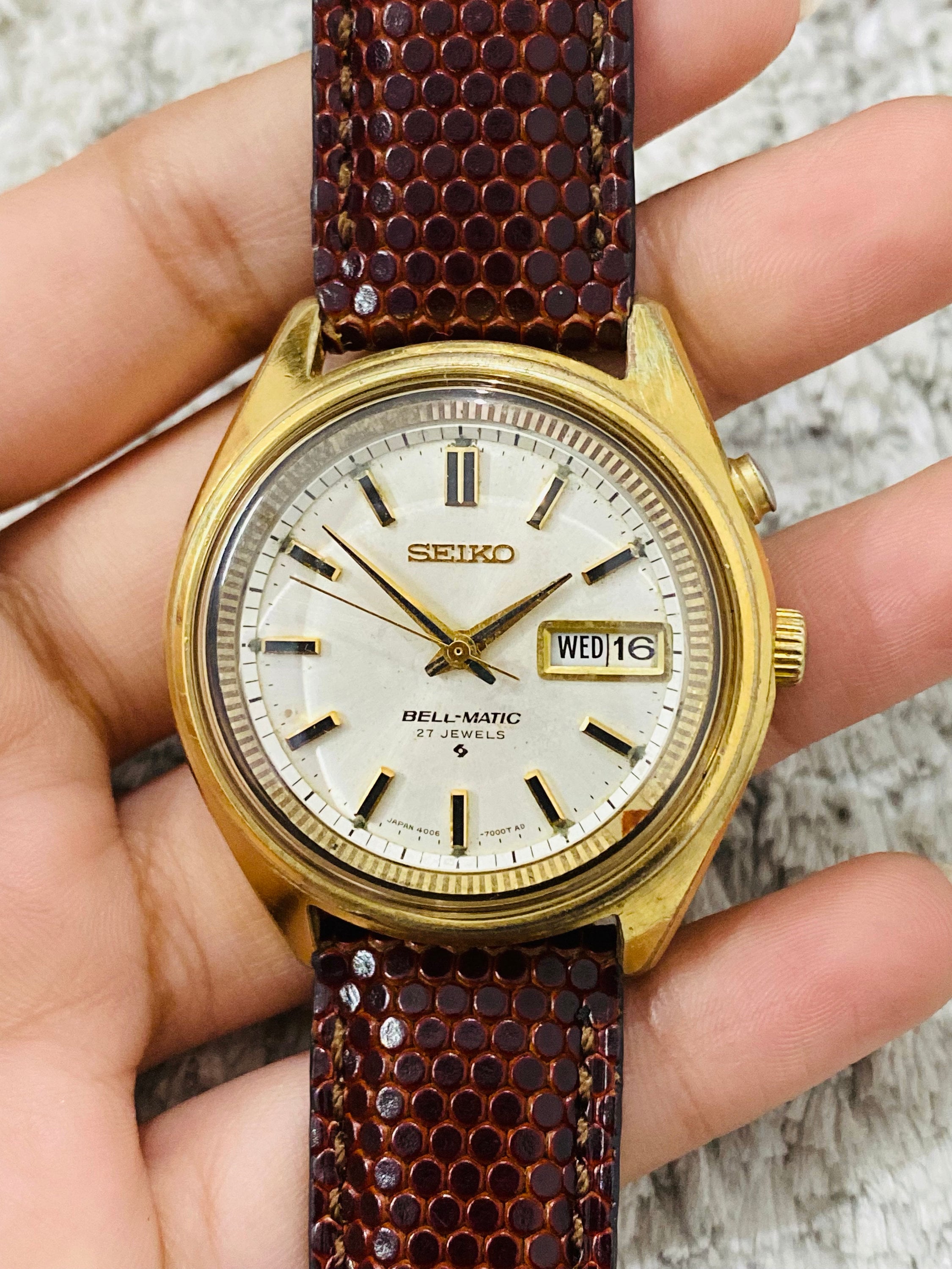 Vintage Rare Seiko Bell-matic 4006-7020 White Dial With Golden