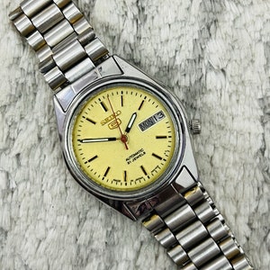 Vintage Rare Seiko 5 Automatic Movement No.7019-8180 Day/Date 21Jewels Men&#39;s Wrist Watch~ Japan Made~ Gift for him