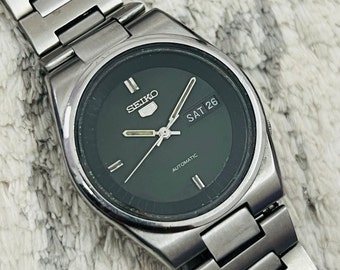 Vintage Seiko 5 Automatic 21 Jewel Movement No 7S26-03E0